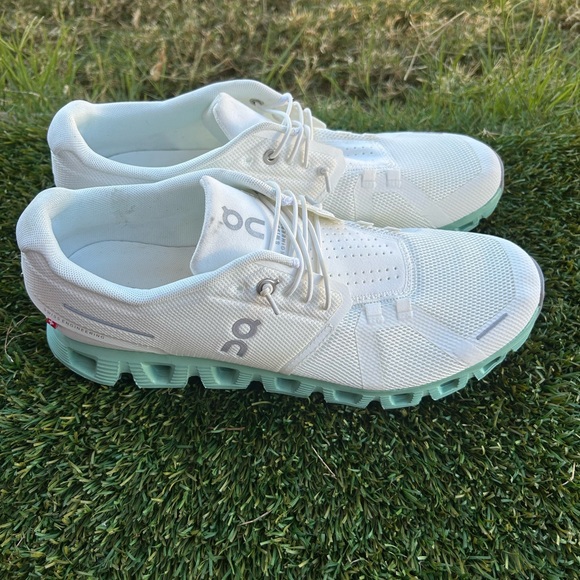 Men’s On Cloud Running shoes size 9.5 - Picture 2 of 8